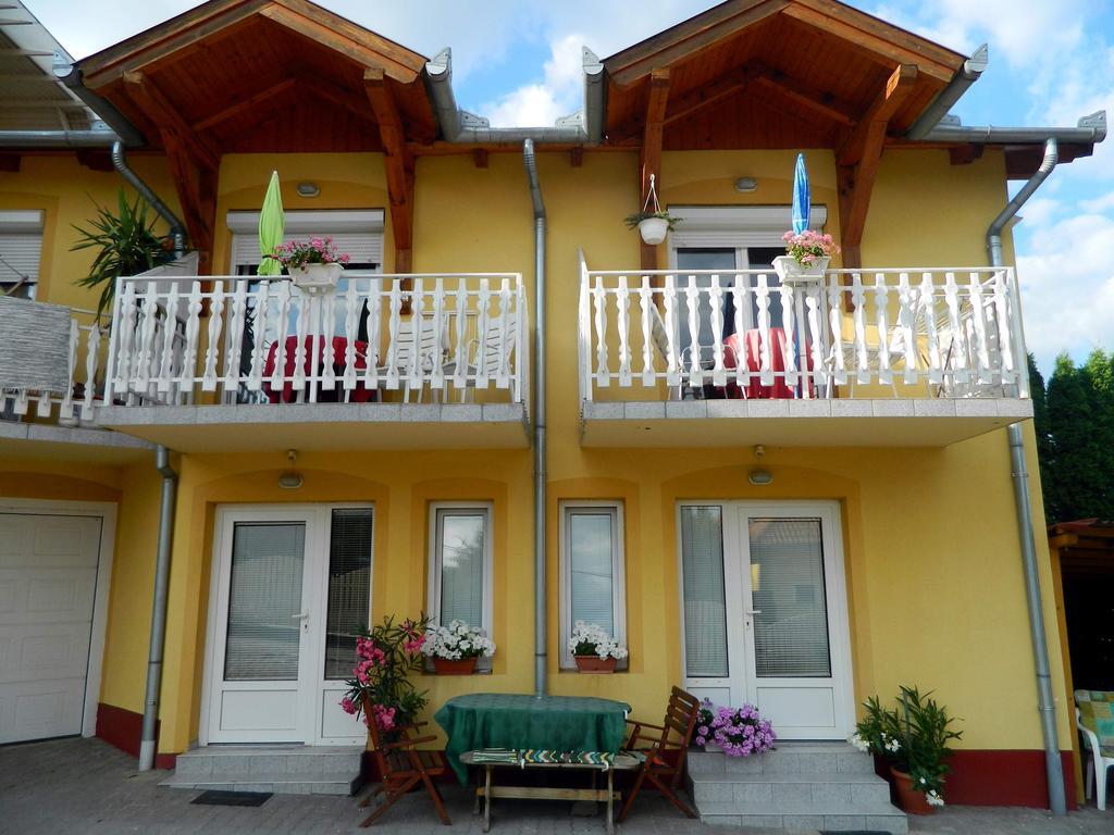 Judit Apartments Heviz Exterior foto